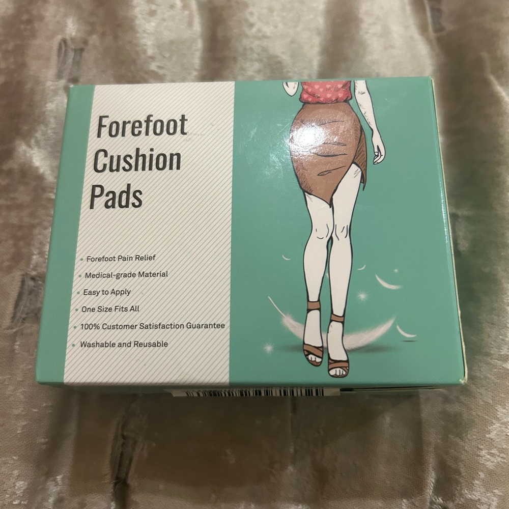 Foot shoe cushion pads